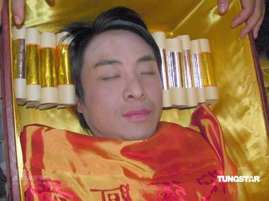 女明星租房爆料视频播放,揭秘明星租房背后的故事  第2张